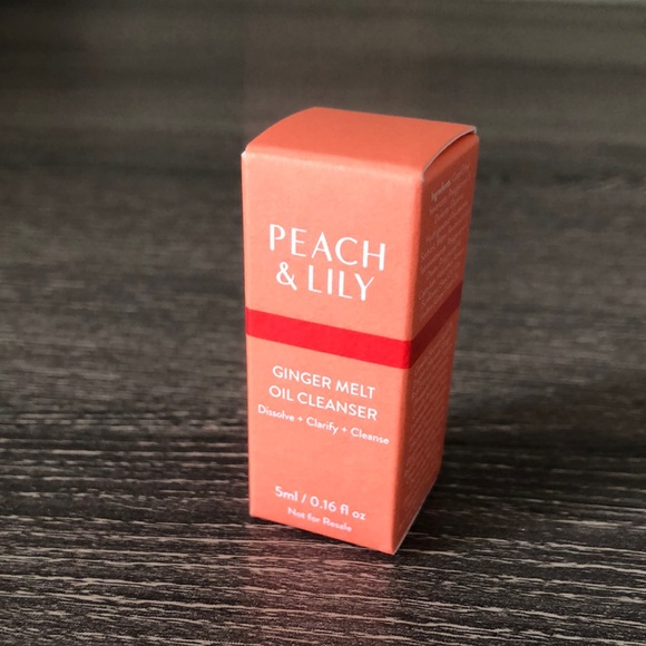 ❤️ $3 NWT Peach & Lily Ginger Melt Oil Cleanser .16oz - Picture 1 of 4